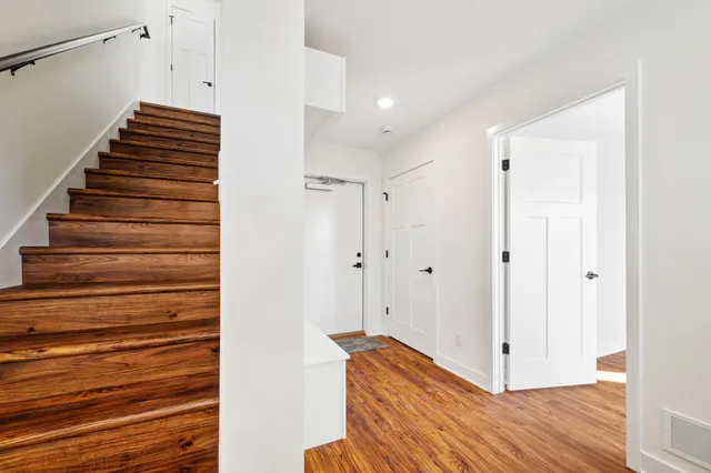 $269,000 | 2604 Golden Valley Road, Minneapolis, MN 55411