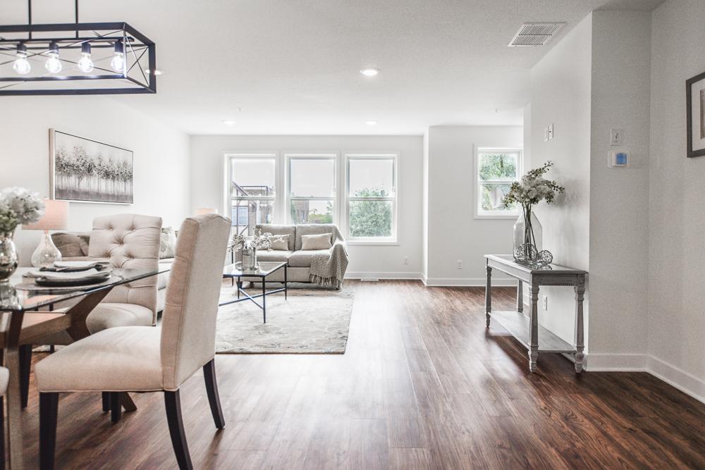 2604 Golden Valley Road Minneapolis, MN 55411 - Photo 3 of 33