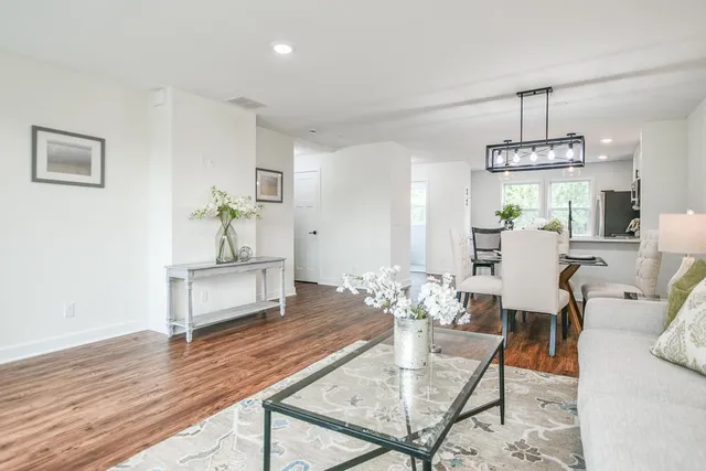 $269,000 | 2604 Golden Valley Road, Minneapolis, MN 55411