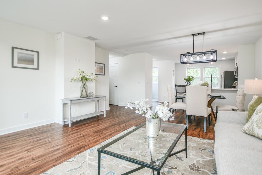 2604 Golden Valley Road Minneapolis, MN 55411 - Photo 5 of 33