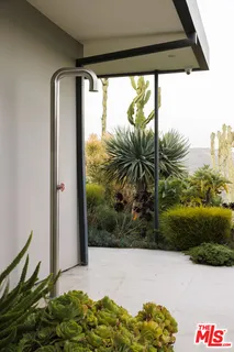 $5,995,000 | 3306 Deronda Drive, Los Angeles, CA 90068