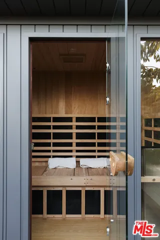 $5,995,000 | 3306 Deronda Drive, Los Angeles, CA 90068