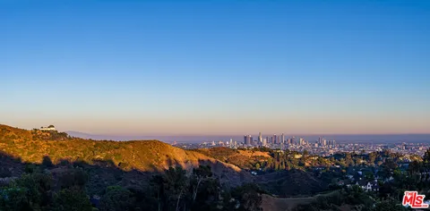 $5,995,000 | 3306 Deronda Drive, Los Angeles, CA 90068