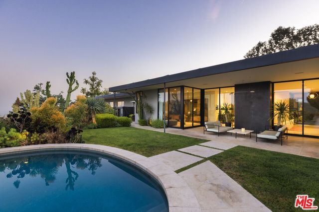 $5,995,000 | 3306 Deronda Drive, Los Angeles, CA 90068