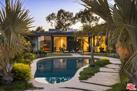 $5,995,000 | 3306 Deronda Drive, Los Angeles, CA 90068