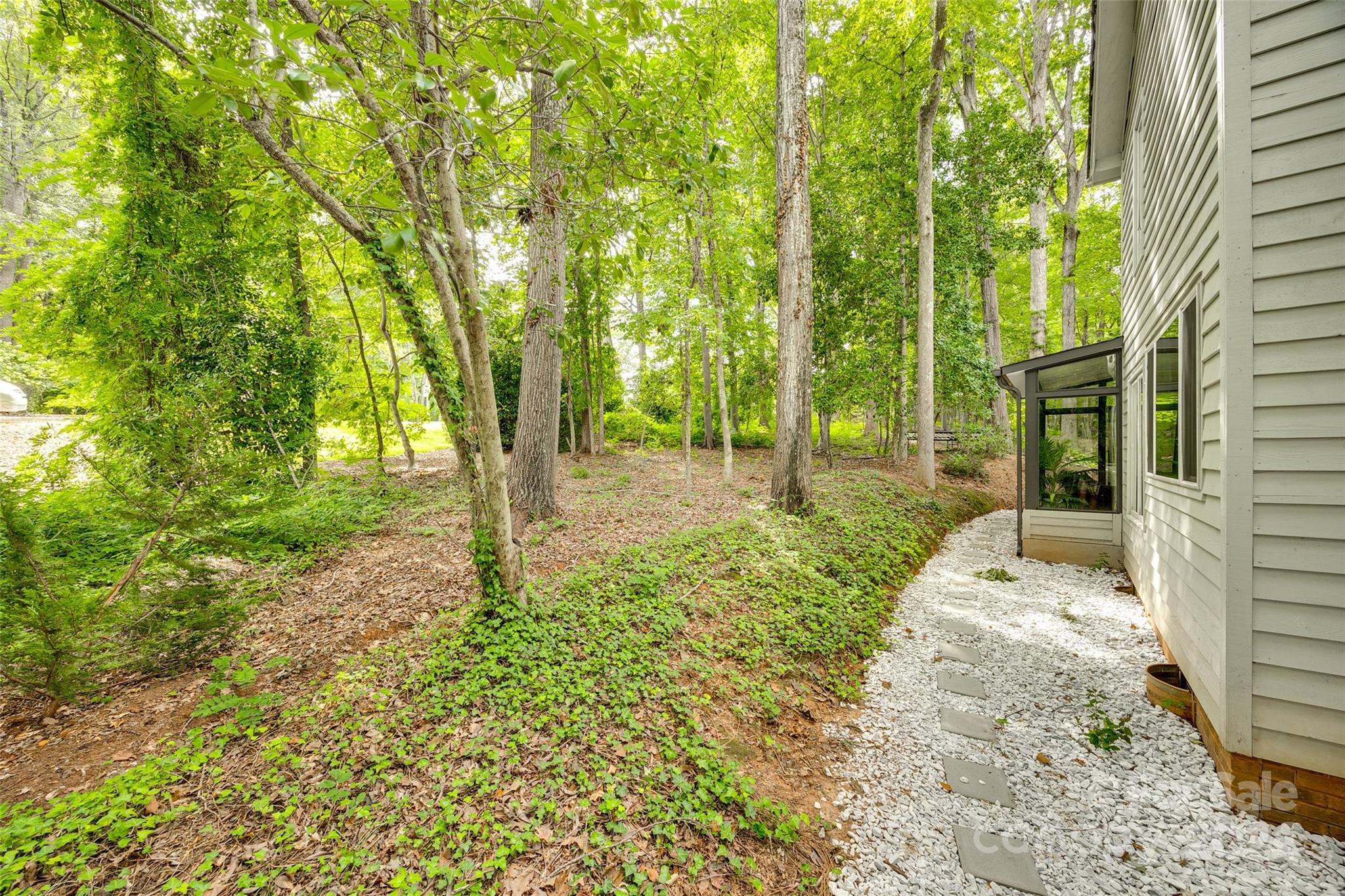 15 Tanglewood Road Clover, SC 29710 - Photo 36 of 48 Gallery Image 36