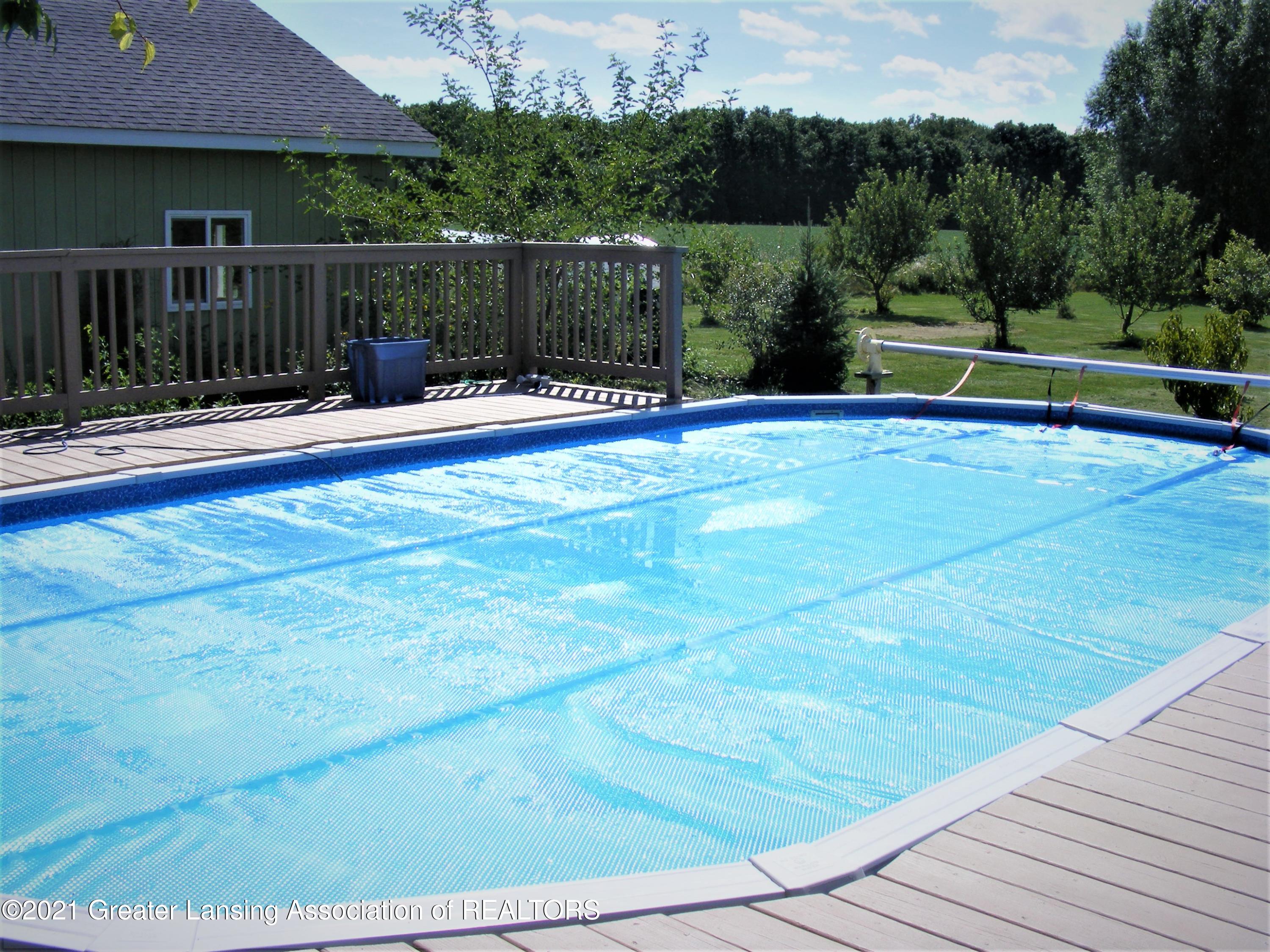 2430 South Meridian Road Ovid, MI 48866 - Photo 5 of 36 above ground pool