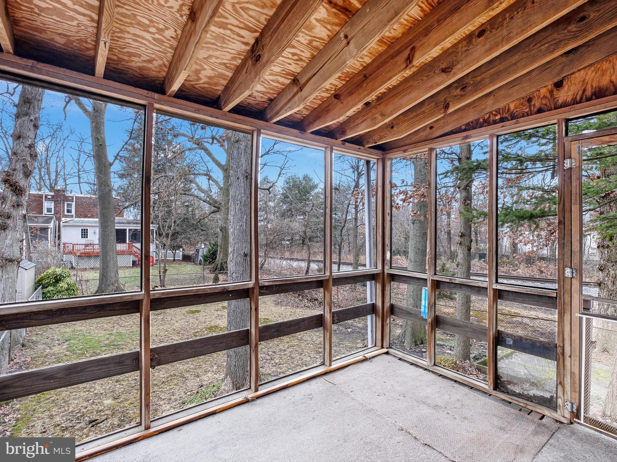 714 Dean Street Ridley Park, PA 19078 - Photo 5 of 20 Screened in Porch