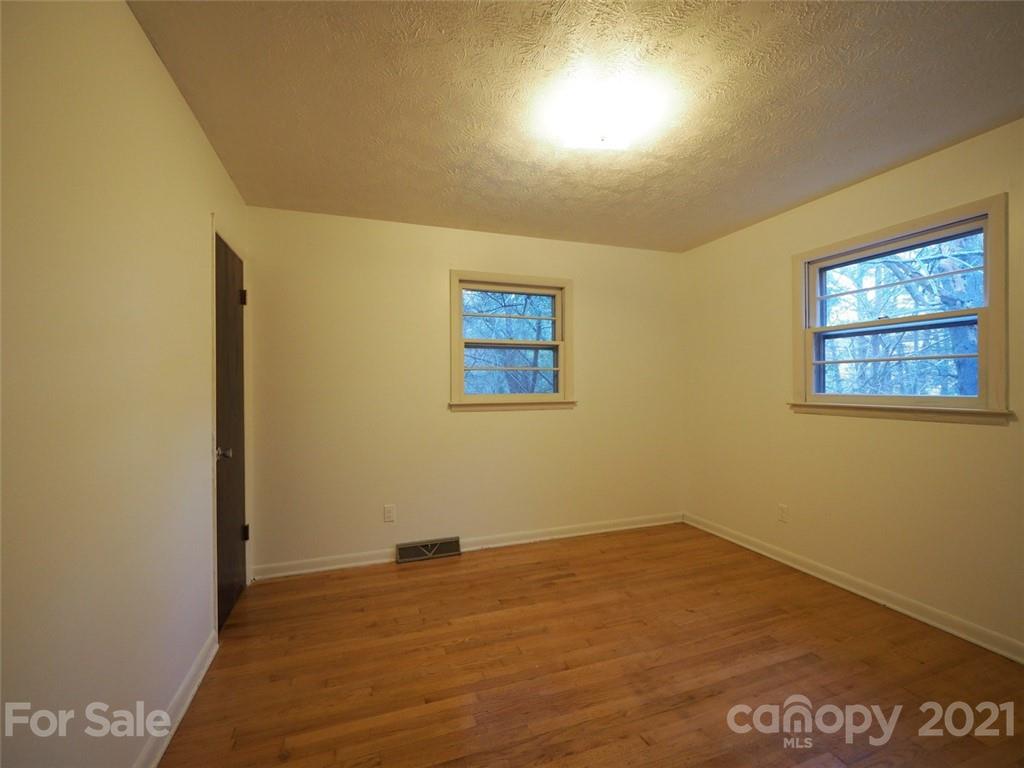 6 Spring Cove Road Asheville, NC 28804 - Photo 11 of 24 Gallery Image 11