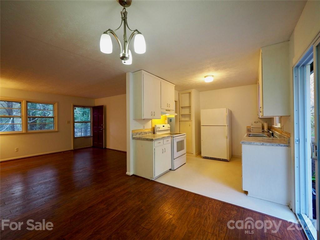 6 Spring Cove Road Asheville, NC 28804 - Photo 3 of 24 Gallery Image 3