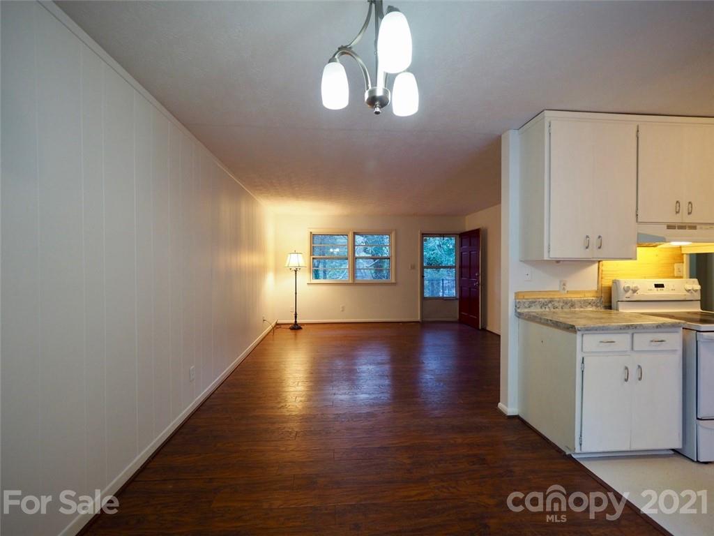 6 Spring Cove Road Asheville, NC 28804 - Photo 4 of 24 Gallery Image 4