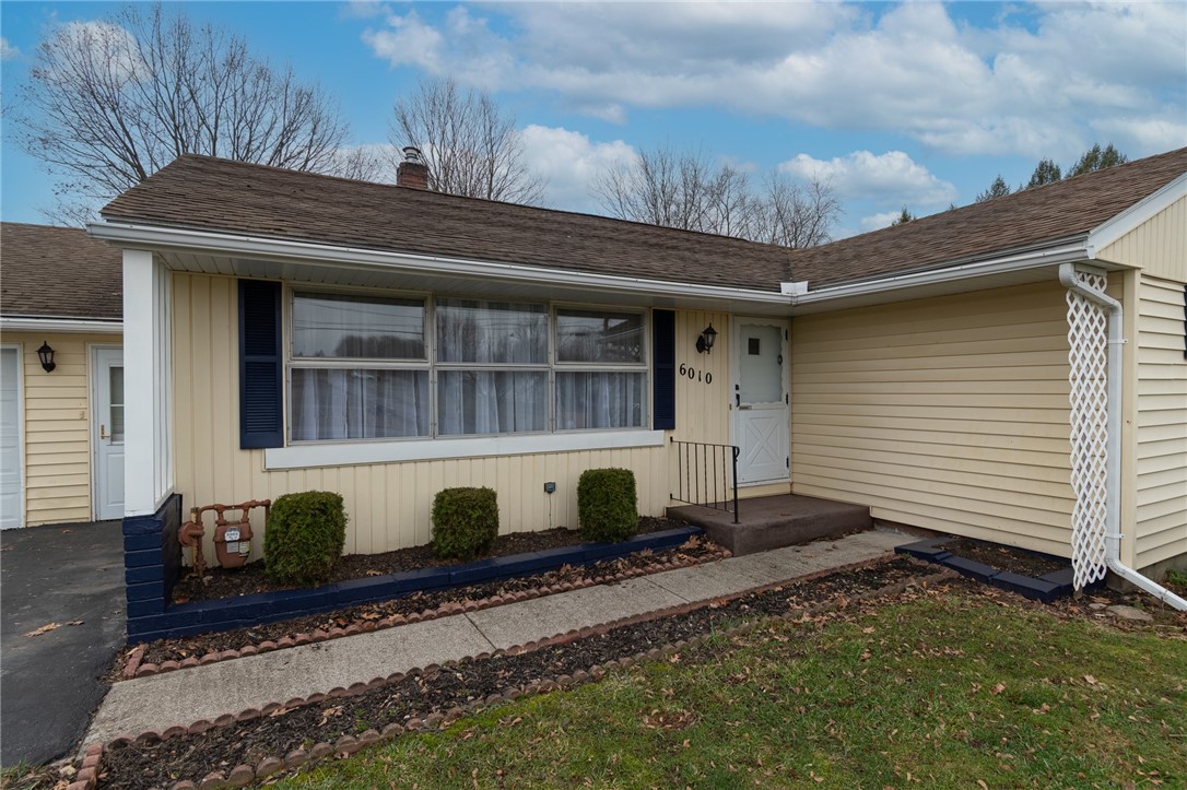 6010 Clark Road Arcadia, NY 14513 - Photo 3 of 34