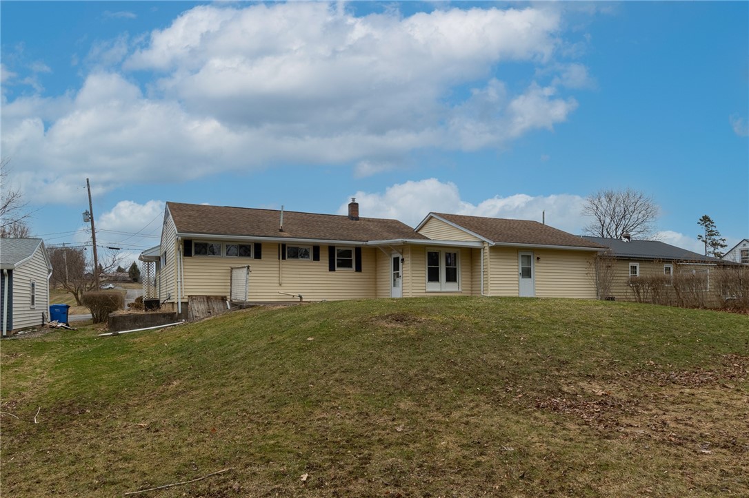 6010 Clark Road Arcadia, NY 14513 - Photo 5 of 34