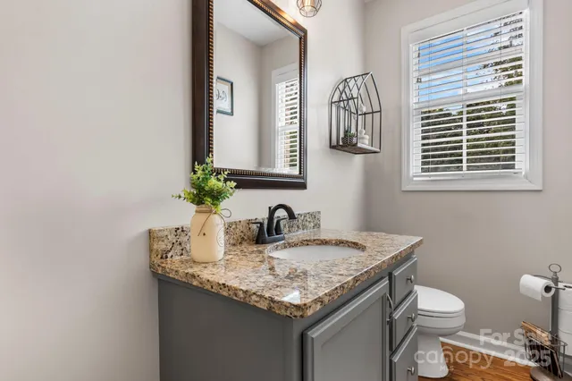 $545,000 | 1801 Twin Ponds Drive, Hickory, NC 28602