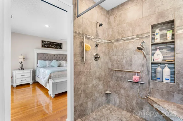 $545,000 | 1801 Twin Ponds Drive, Hickory, NC 28602