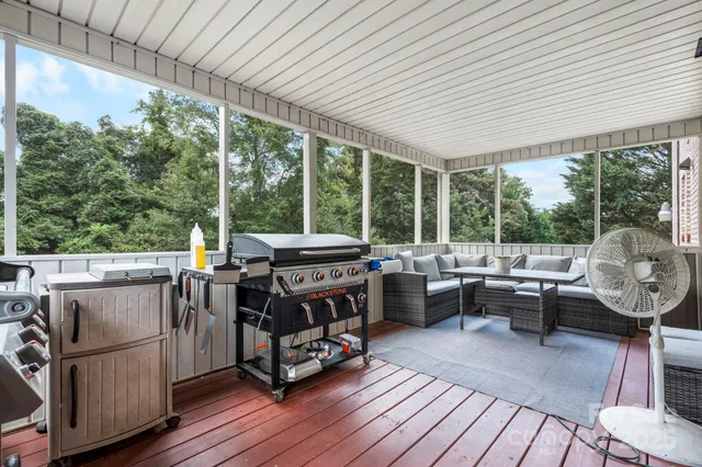 $545,000 | 1801 Twin Ponds Drive, Hickory, NC 28602