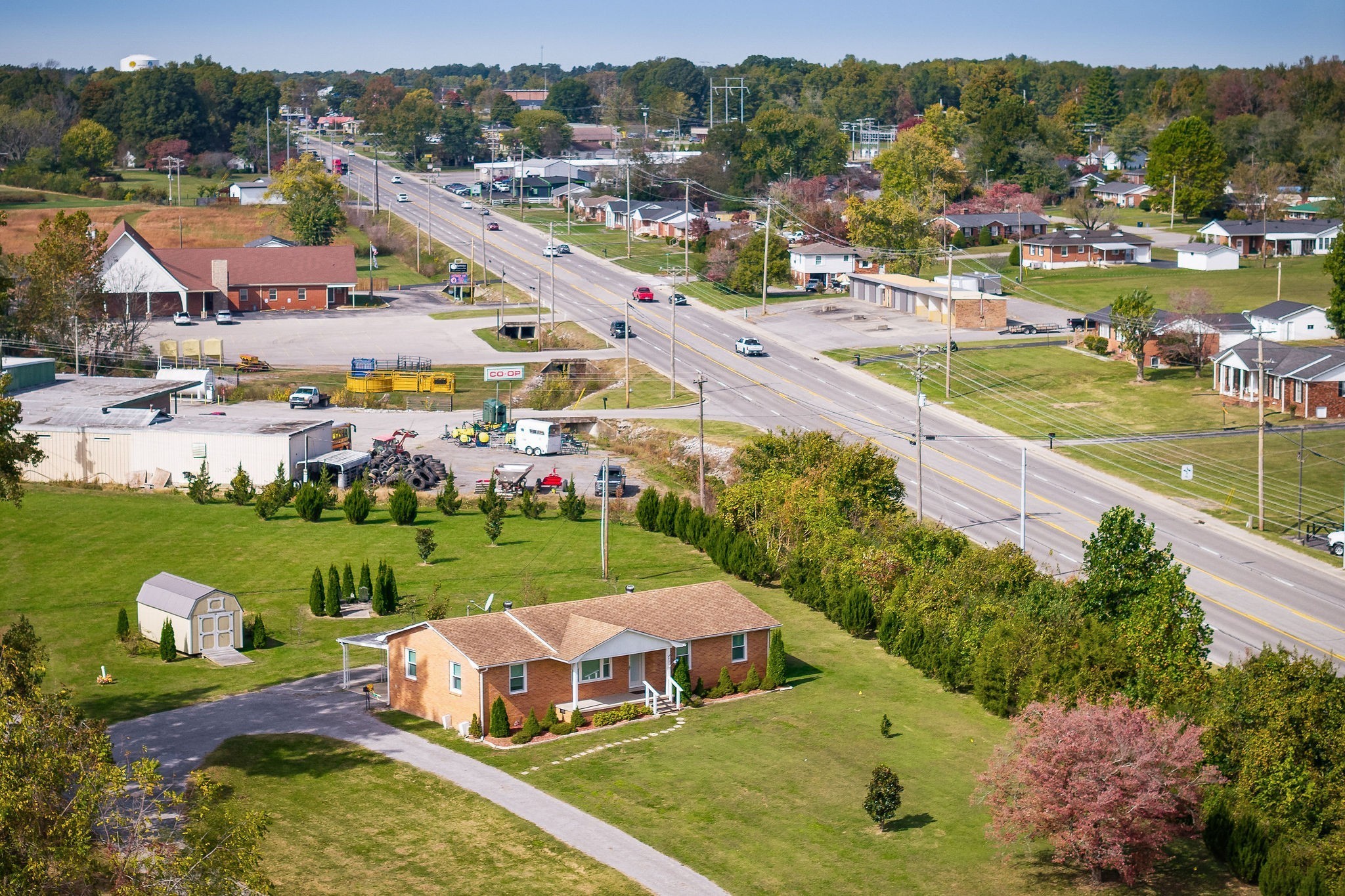 401 Whaley Street Smithville, TN 37166 - Photo 20 of 37 a view of a city from a lake view