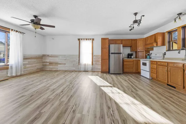 $279,000 | 414 14th Street Southeast, Brainerd, MN 56401