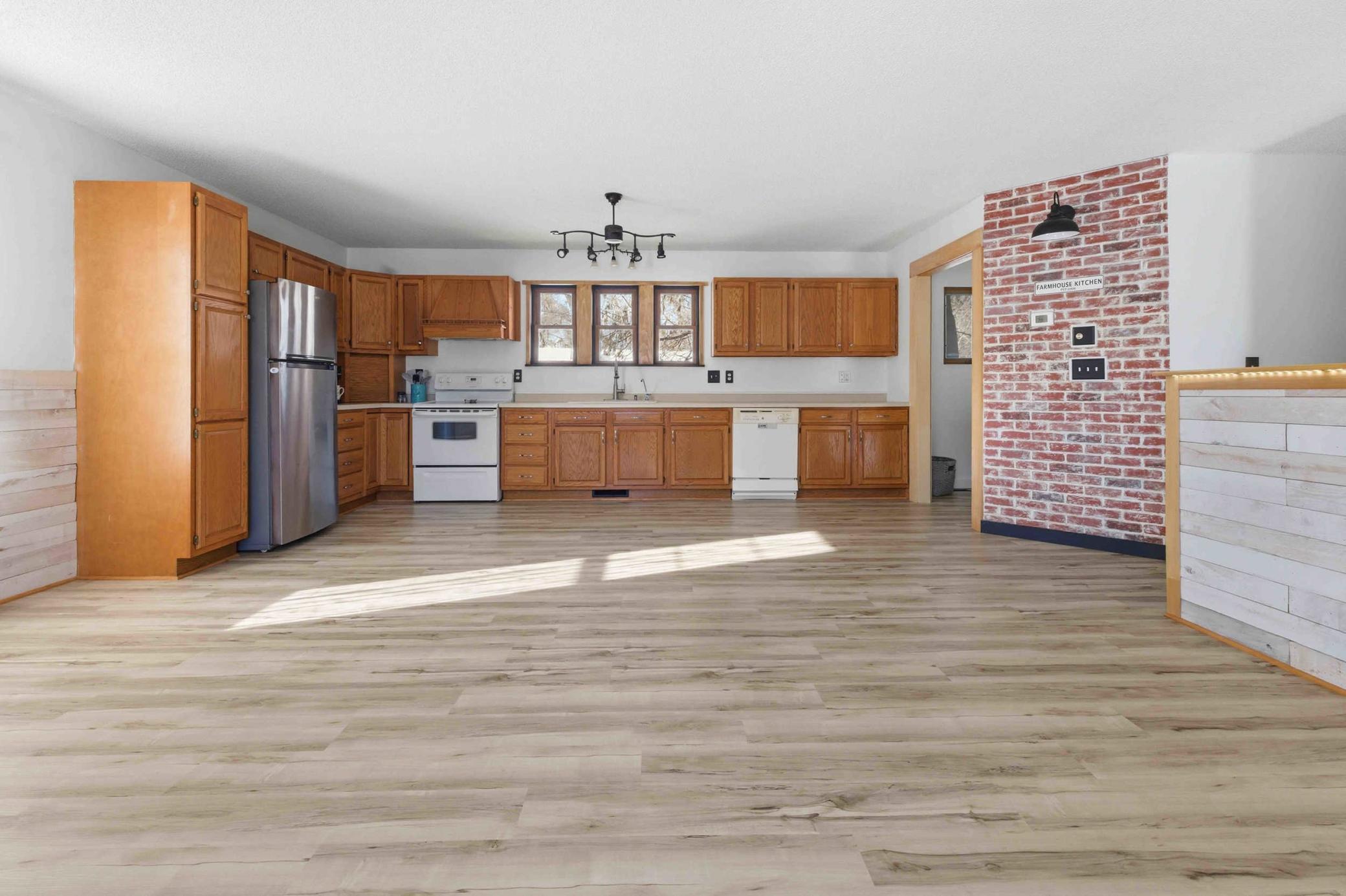 414 14th Street Southeast Brainerd, MN 56401 - Photo 5 of 26