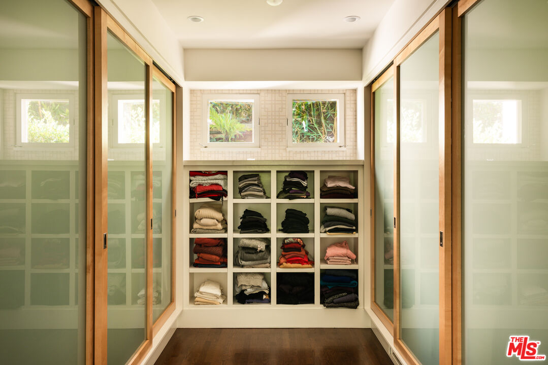 101 Bel Air Road Los Angeles, CA 90077 - Photo 22 of 24