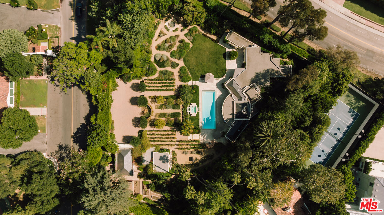 101 Bel Air Road Los Angeles, CA 90077 - Photo 4 of 24