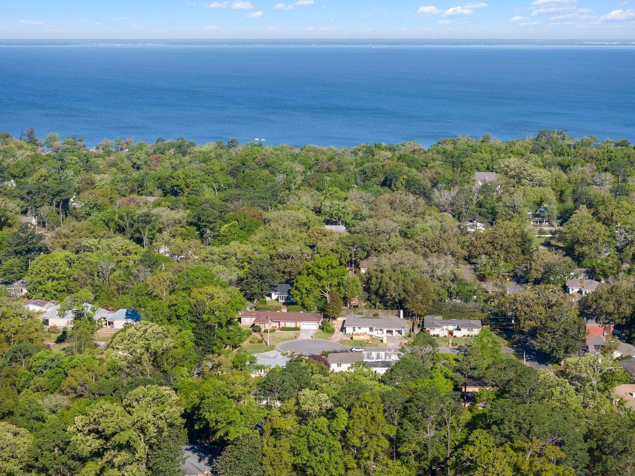 376 Ridgewood Circle Fairhope, AL 36532 - Photo 9 of 31