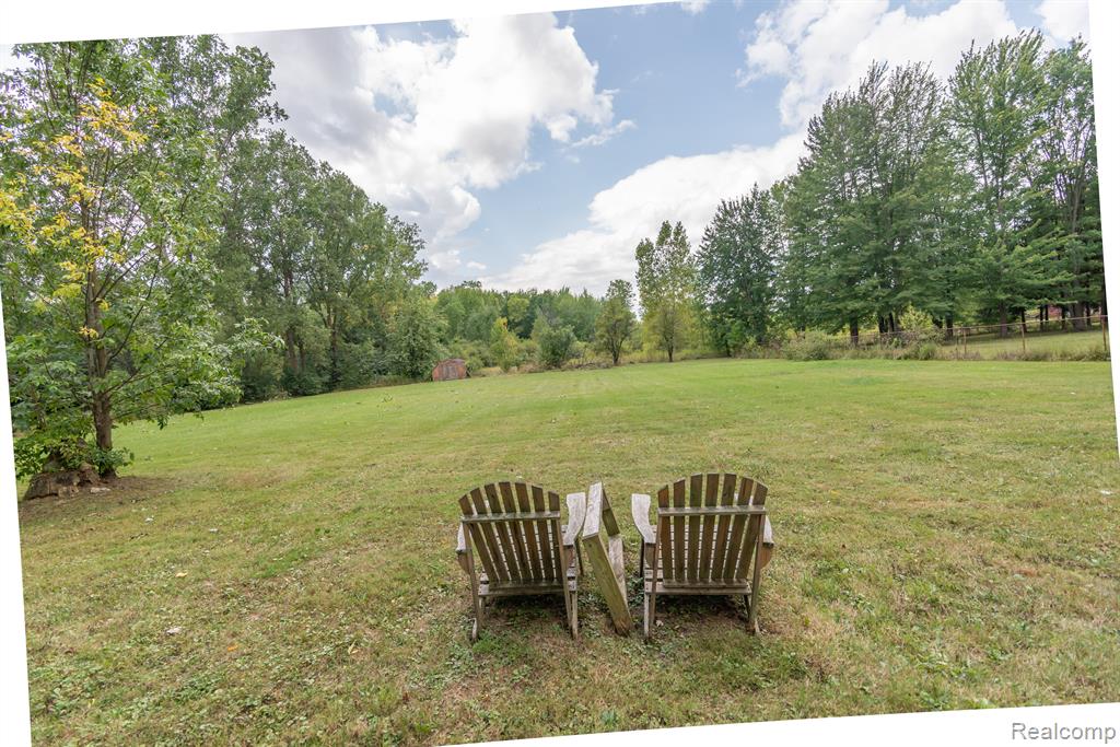 5337 North Linden Road Flint, MI 48504 - Photo 17 of 20 Gallery Image 17