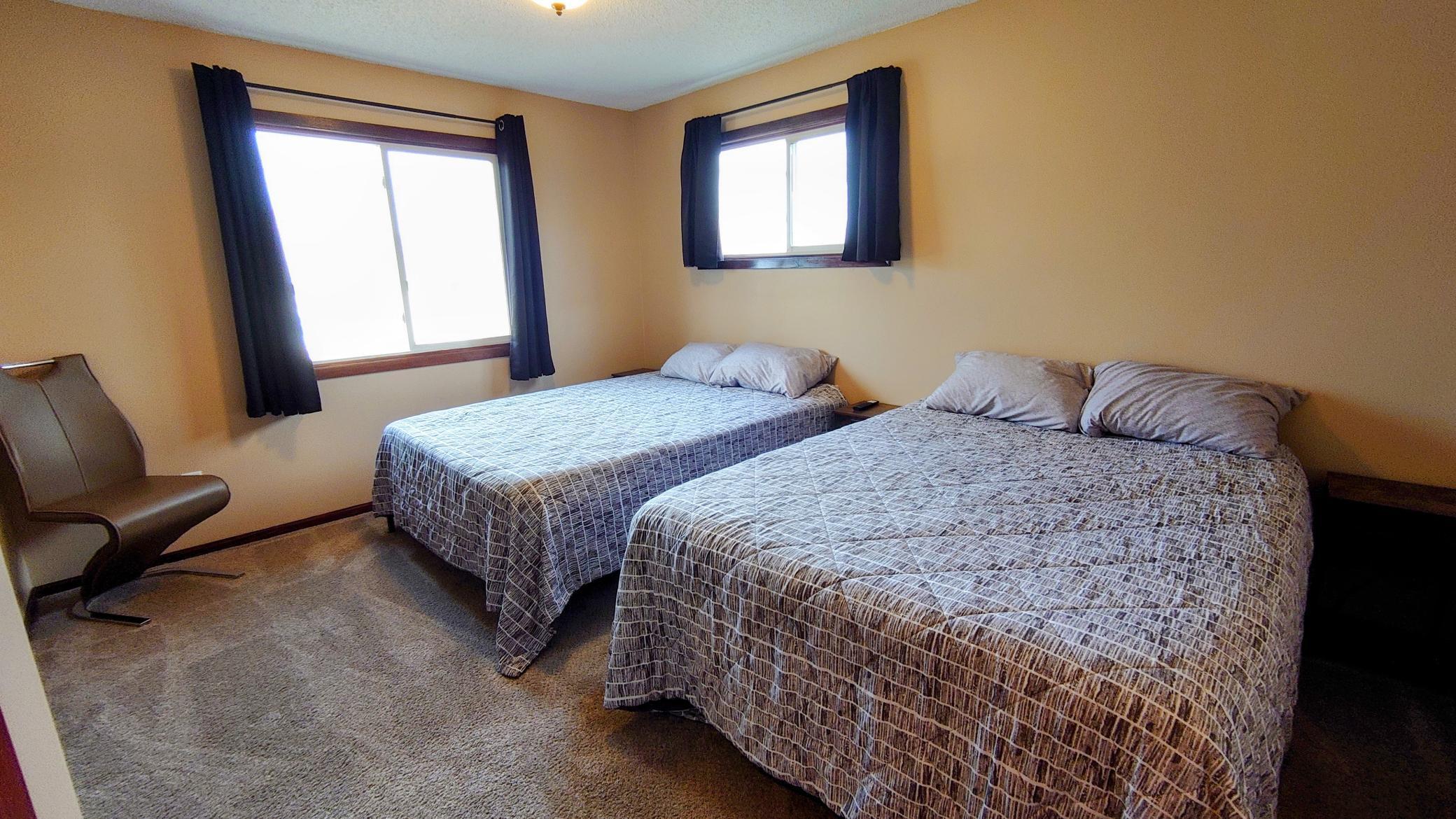 4584 Cinnamon Ridge Trail Eagan, MN 55122 - Photo 3 of 17