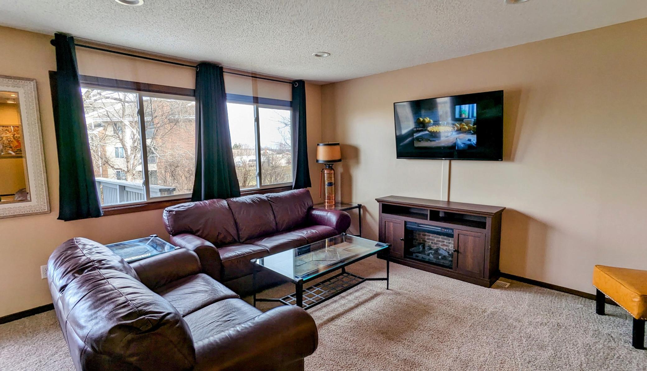 4584 Cinnamon Ridge Trail Eagan, MN 55122 - Photo 7 of 17