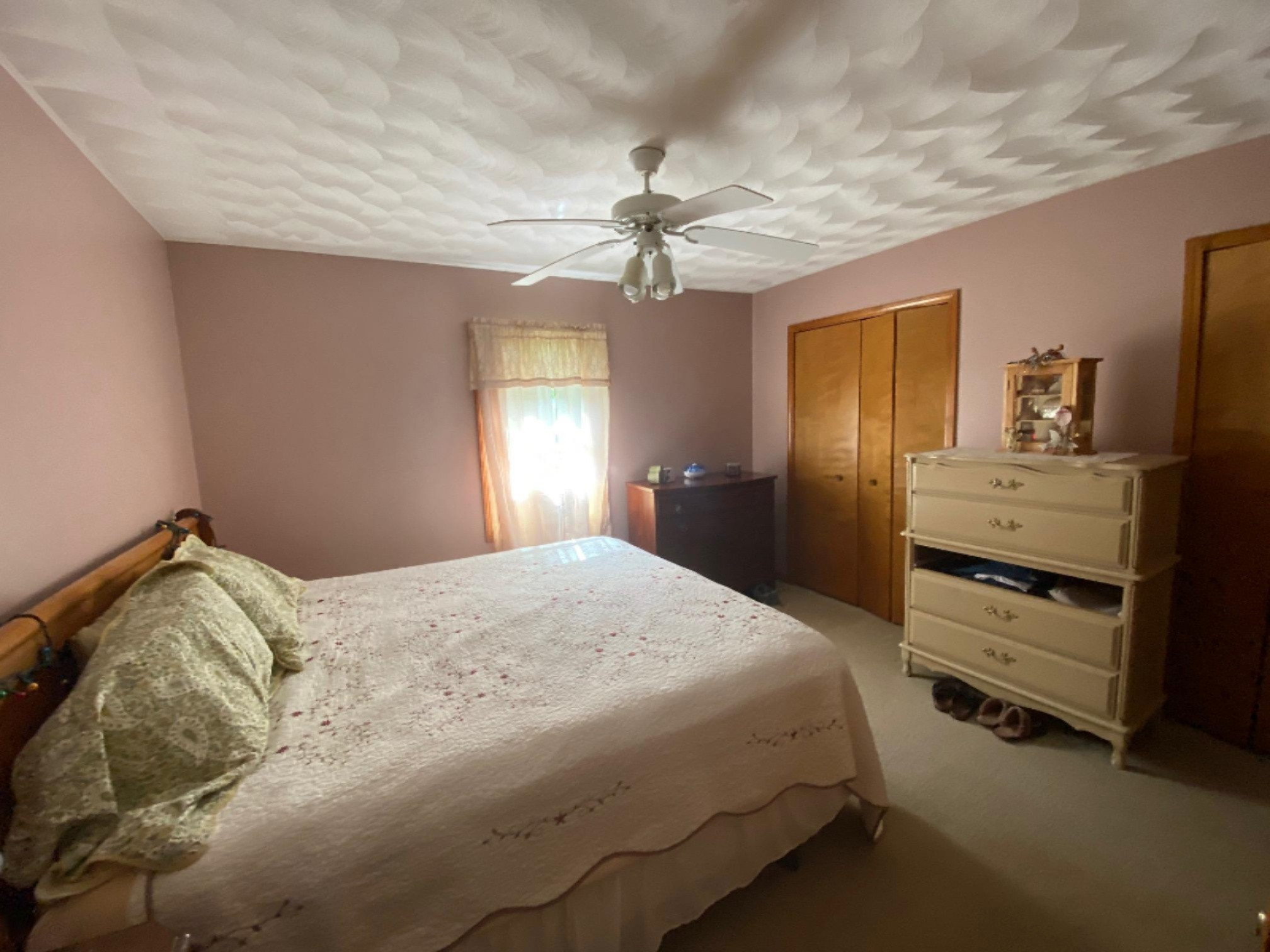 8086 Calvin Road Battle Creek, MI 49017 - Photo 10 of 27 Master Bedroom