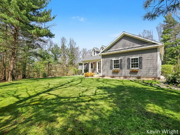 $624,900 | 1492 Crystal Lake Road, Whitehall, MI 49461