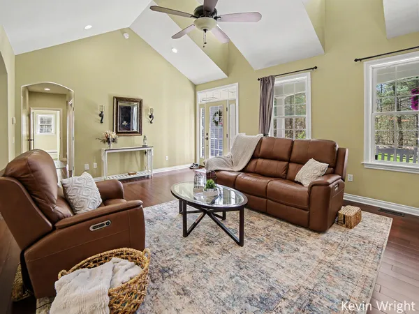 $624,900 | 1492 Crystal Lake Road, Whitehall, MI 49461