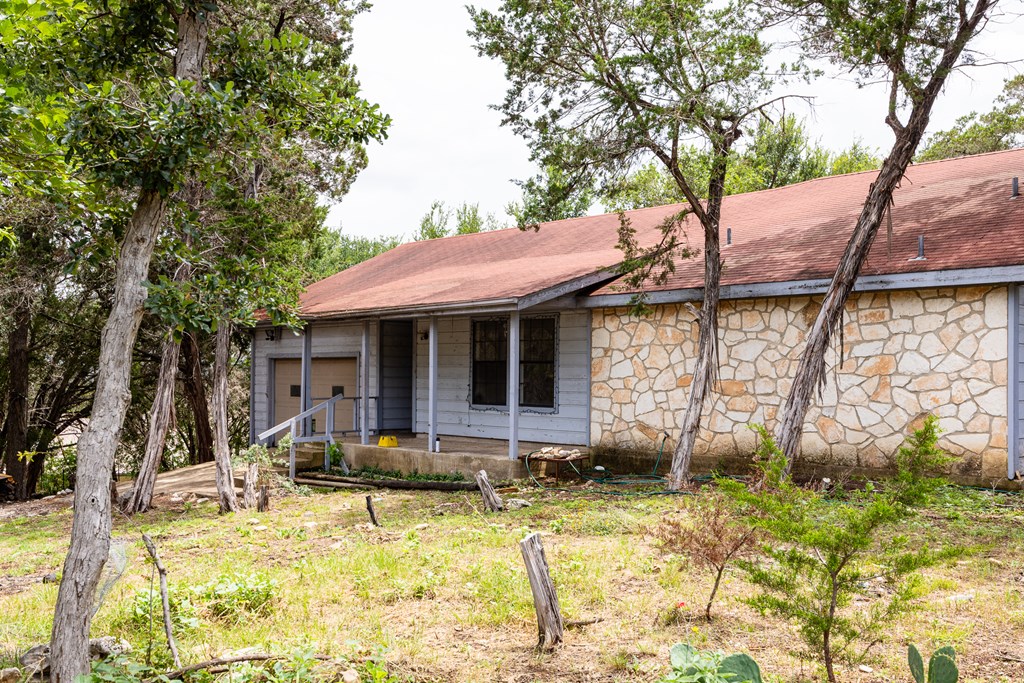 127 Whitetail Road Kerrville, TX 78028 - Photo 20 of 33