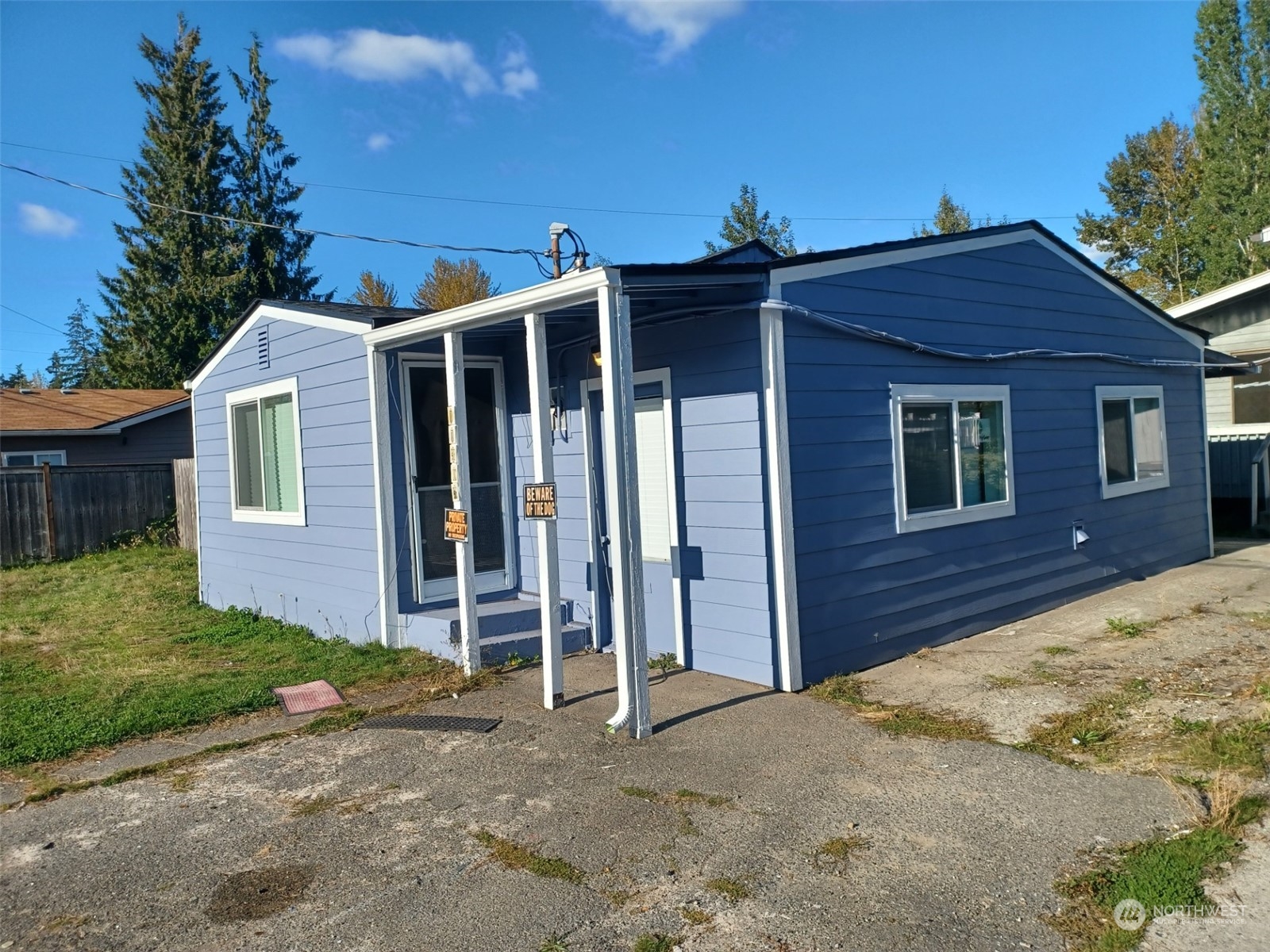 11303 Airport Road Everett, WA 98204 - Photo 1 of 21 Gallery Image 1