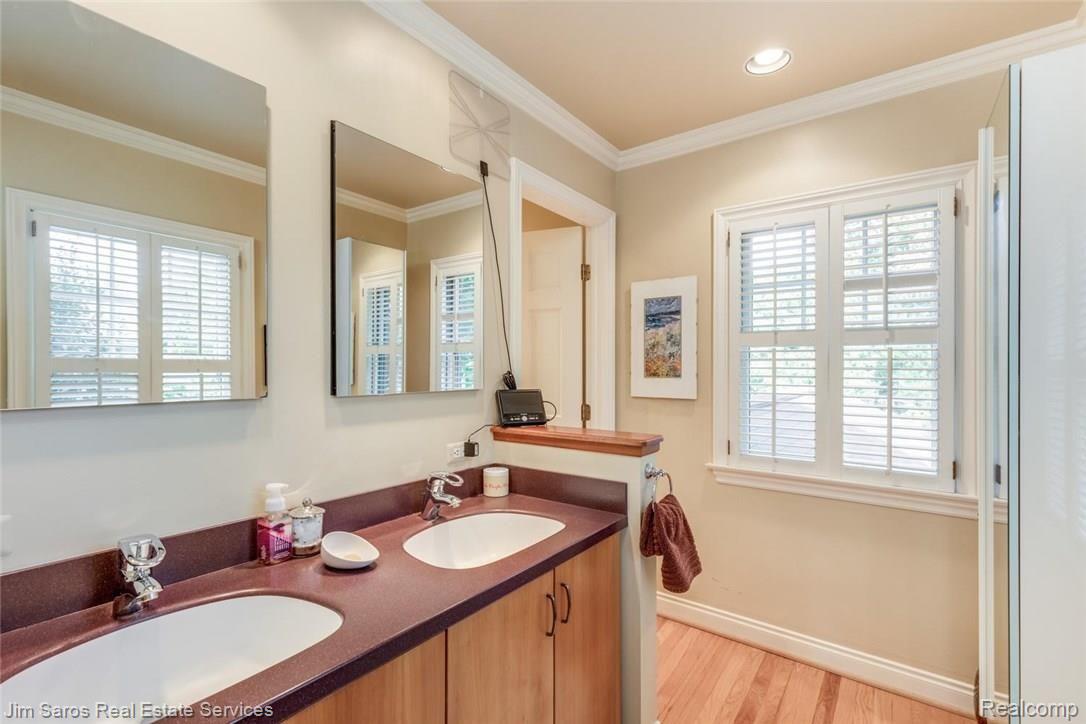 1014 Harvard Road Grosse Pointe, MI 48230 - Photo 20 of 37 1014 Harvard Rd Grosse Pointe-large-011-4-1014 Harvard Road00011FULL-1500x1000-72dpi.jpg