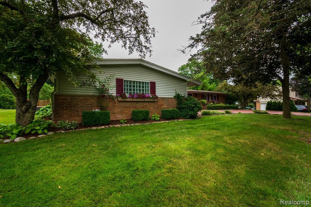 380 Donegal Drive Rochester Hills, MI 48309 - Photo 34 of 34