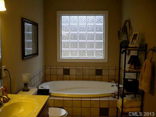 3500 Fostall Road Maiden, NC 28650 - Photo 14 of 16 Gallery Image 14