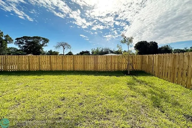 $610,000 | 2437 Northwest 131st Street, Miami, FL 33167