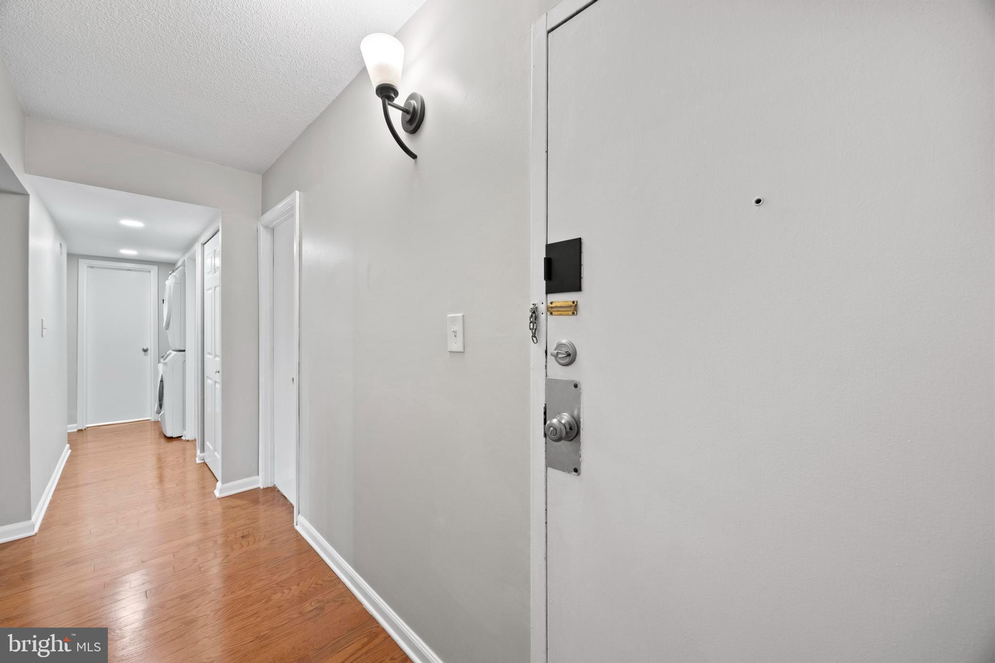2216 Castle Rock Square, Unit 12C Reston, VA 20191 - Photo 3 of 27