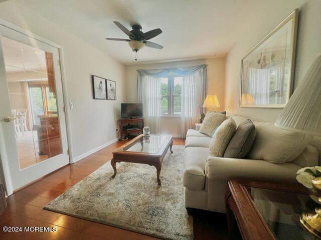 3 Regal Road Manalapan, NJ 07726 - Photo 14 of 37 3 Regal (10)