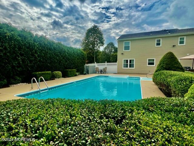3 Regal Road Manalapan, NJ 07726 - Photo 34 of 37 3 Regal (34)