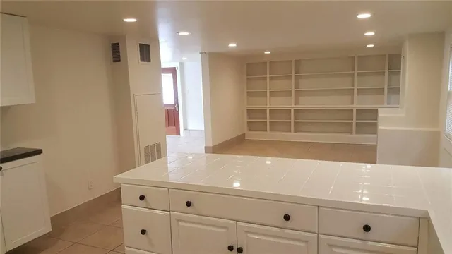 $2,495 | 715 Exposition Boulevard, Unit LOWR, New Orleans, LA 70118