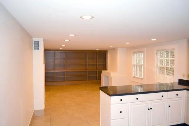 $2,495 | 715 Exposition Boulevard, Unit LOWR, New Orleans, LA 70118