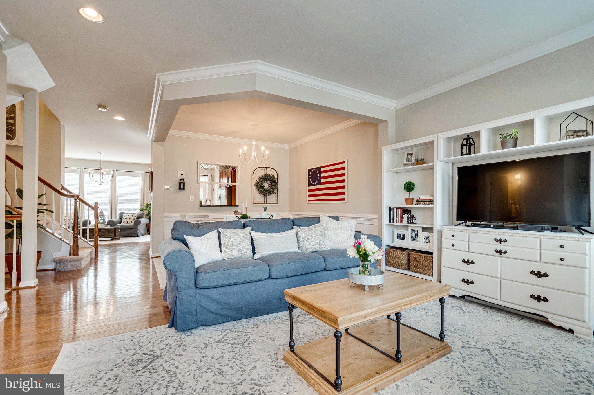 9167 Furey Road Lorton, VA 22079 - Photo 6 of 55 Beautiful and open main level.
