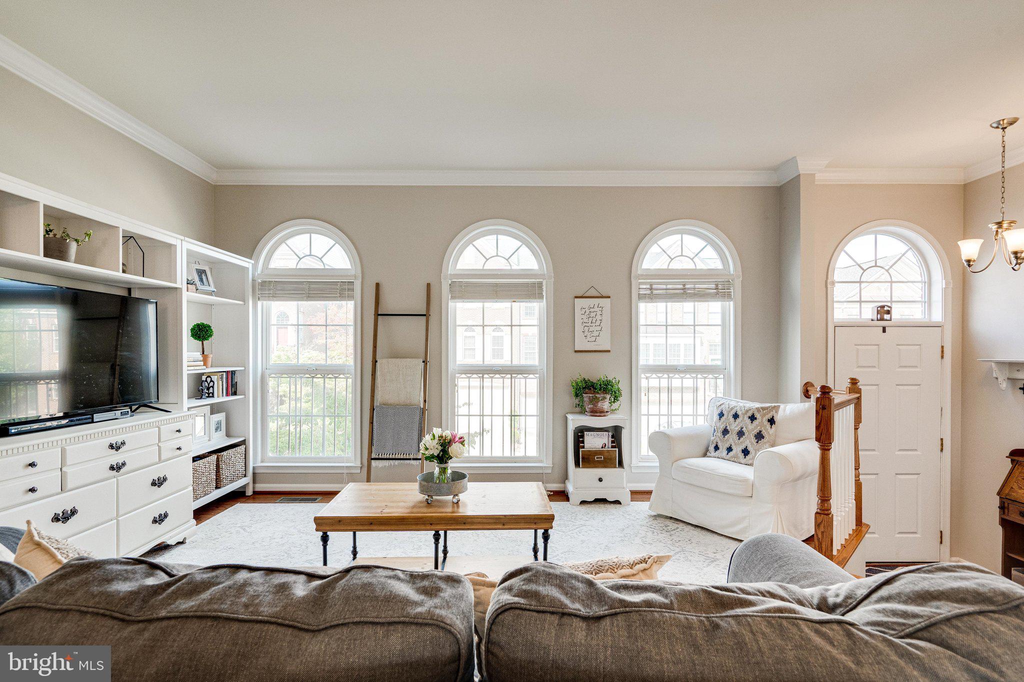 9167 Furey Road Lorton, VA 22079 - Photo 8 of 55 Beautiful arched windows in the living room.