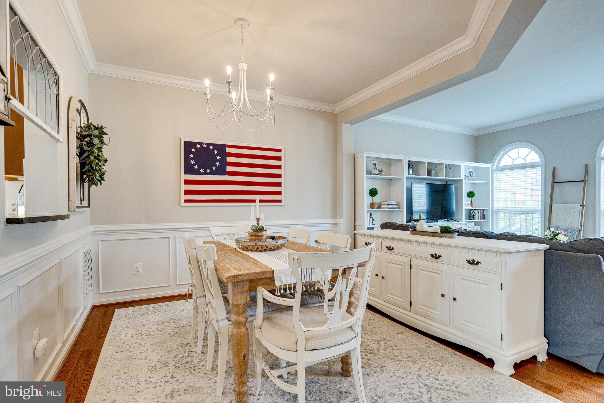 9167 Furey Road Lorton, VA 22079 - Photo 10 of 55 Convenient and attractive pass through.
