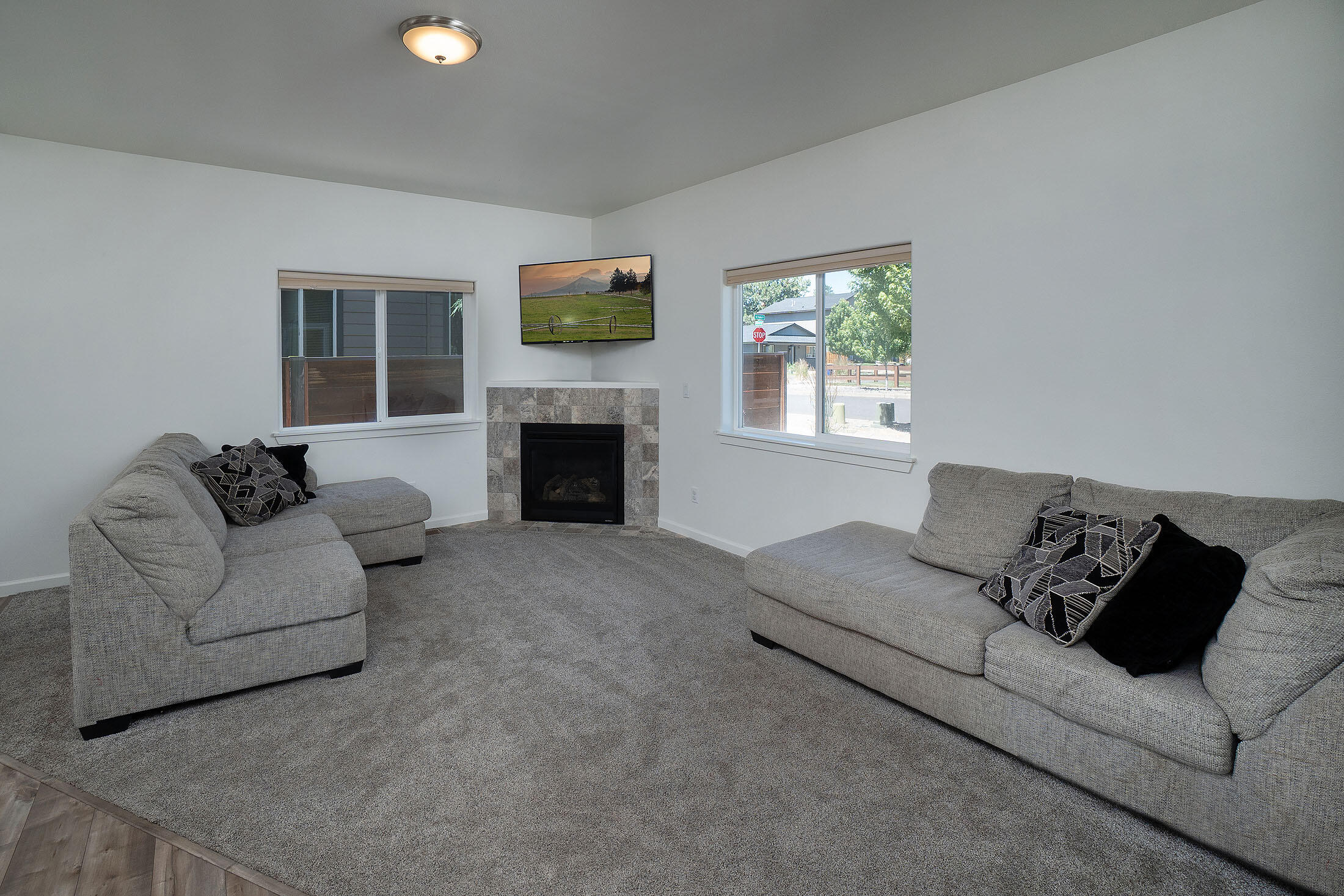 20517 Dylan Loop Bend, OR 97702 - Photo 5 of 18 20517 SE Dylan Loop_0005 copy