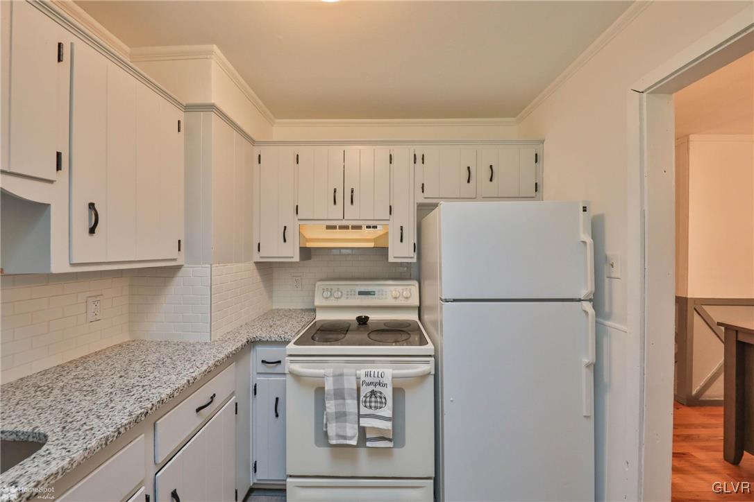 308 Cedar Road Hellertown, PA 18055 - Photo 19 of 39 Gallery Image 19