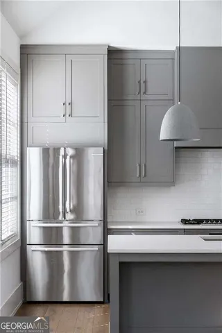 a close view of sink