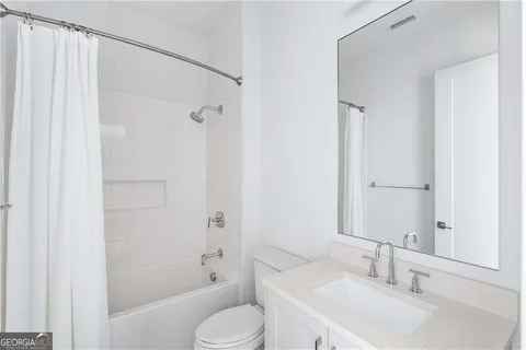 a house view with a outdoor space